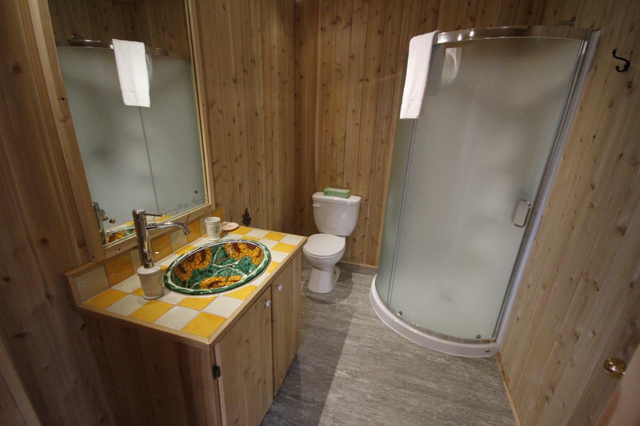 Tadou-Shack Villa Tadoussac Bagian luar foto